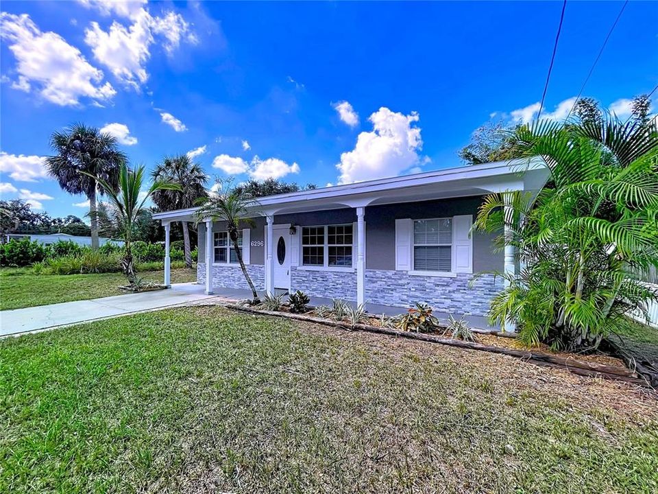 For Sale: $390,000 (4 beds, 2 baths, 1575 Square Feet)