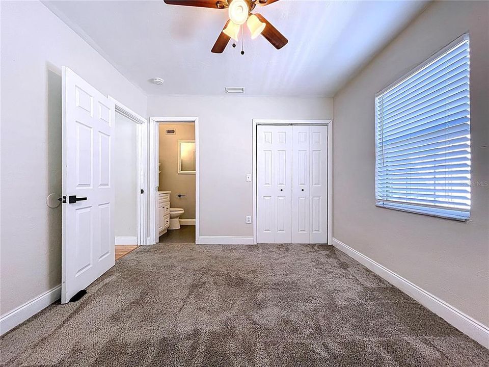 For Sale: $390,000 (4 beds, 2 baths, 1575 Square Feet)