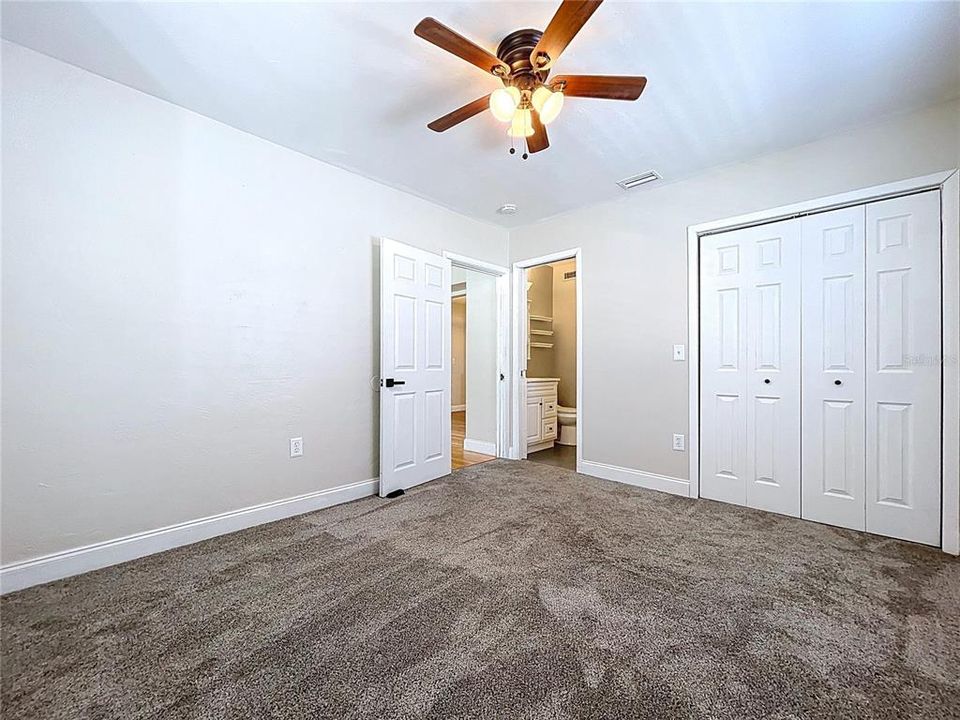 For Sale: $390,000 (4 beds, 2 baths, 1575 Square Feet)