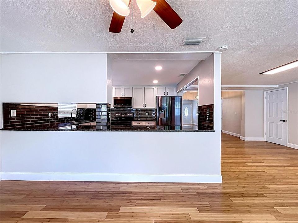 For Sale: $390,000 (4 beds, 2 baths, 1575 Square Feet)