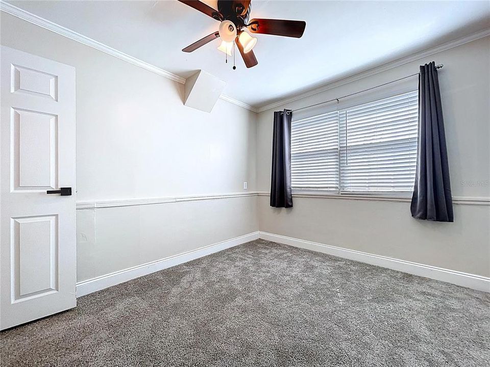 For Sale: $390,000 (4 beds, 2 baths, 1575 Square Feet)