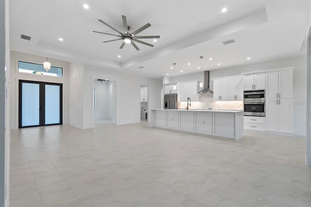 For Sale: $665,000 (3 beds, 3 baths, 2168 Square Feet)