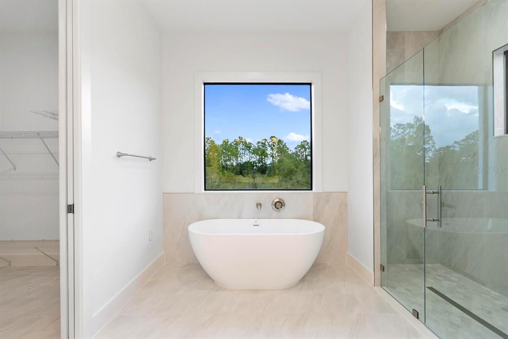 For Sale: $665,000 (3 beds, 3 baths, 2168 Square Feet)