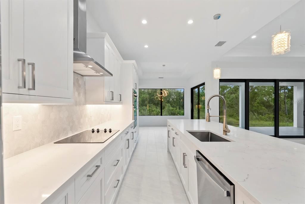 For Sale: $665,000 (3 beds, 3 baths, 2168 Square Feet)