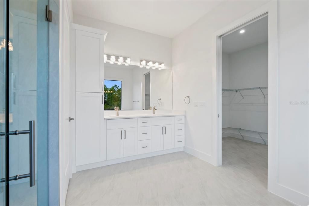 For Sale: $665,000 (3 beds, 3 baths, 2168 Square Feet)