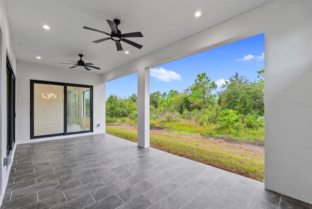 For Sale: $665,000 (3 beds, 3 baths, 2168 Square Feet)