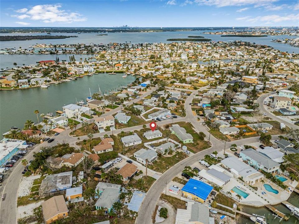 На продажу: $385,000 (0 спален, 0 ванн, 1008 Квадратных фут)