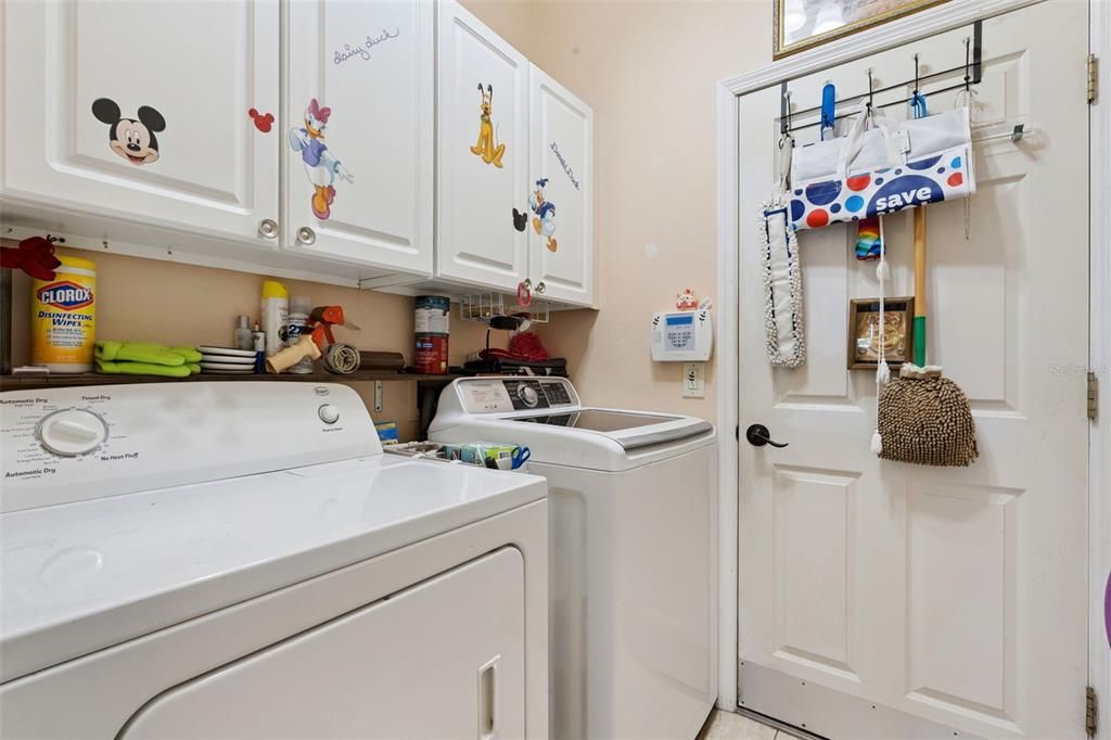 For Sale: $393,000 (3 beds, 2 baths, 1725 Square Feet)