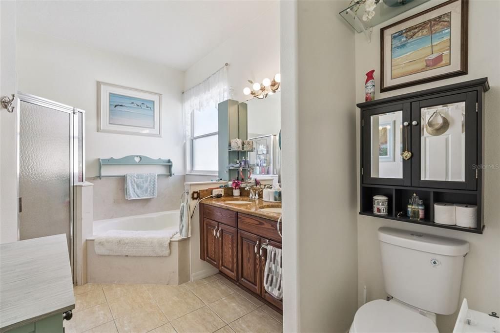 For Sale: $393,000 (3 beds, 2 baths, 1725 Square Feet)