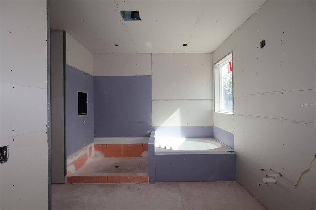 For Sale: $649,990 (3 beds, 4 baths, 3556 Square Feet)