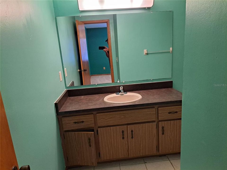 For Sale: $135,000 (2 beds, 2 baths, 1243 Square Feet)