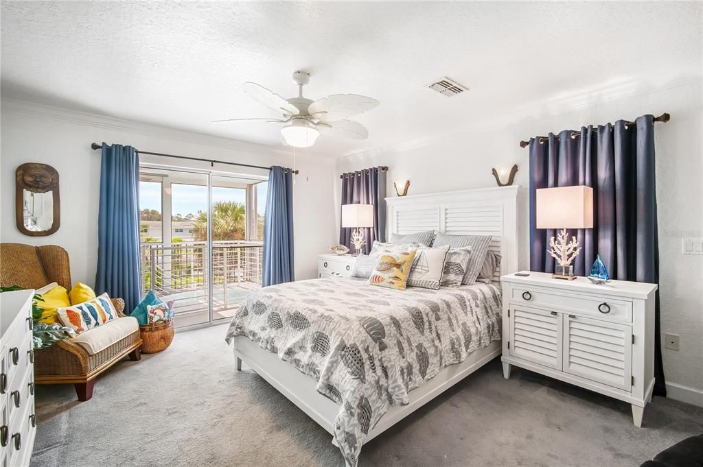 出租: $4,900 (4 贝兹, 3 浴室, 2358 平方英尺)