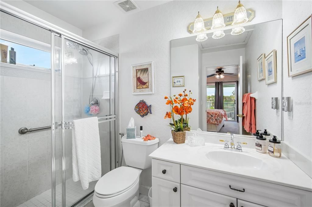 出租: $4,900 (4 贝兹, 3 浴室, 2358 平方英尺)