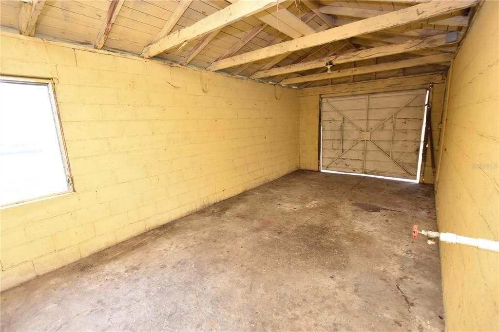 Activo con contrato: $175,000 (2 camas, 1 baños, 851 Pies cuadrados)