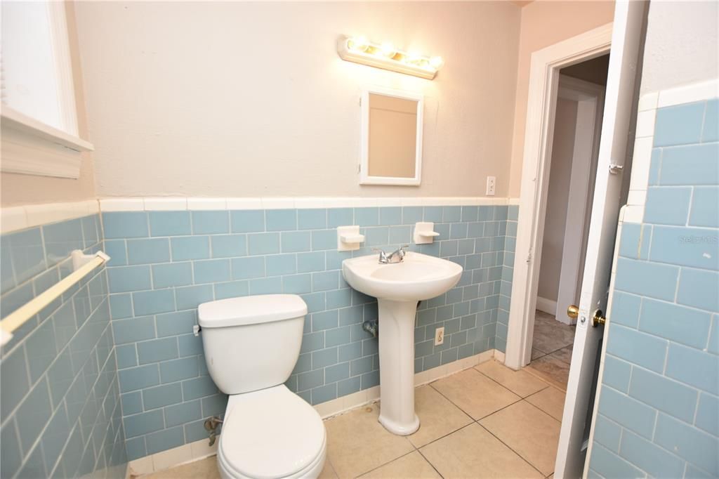 Activo con contrato: $175,000 (2 camas, 1 baños, 851 Pies cuadrados)