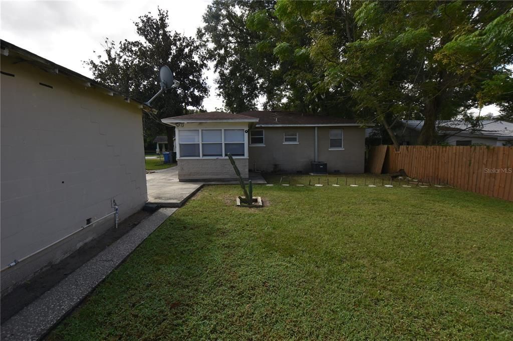 Activo con contrato: $175,000 (2 camas, 1 baños, 851 Pies cuadrados)