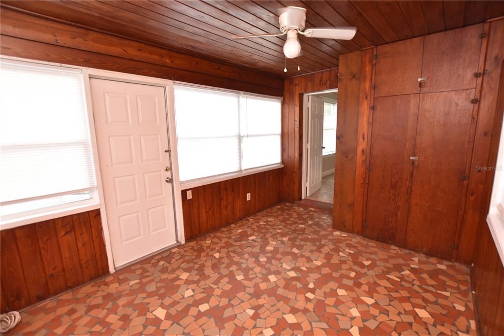 Activo con contrato: $175,000 (2 camas, 1 baños, 851 Pies cuadrados)