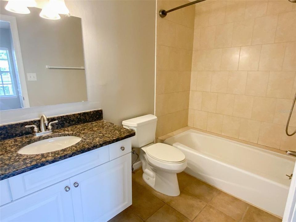 Active With Contract: $1,695 (1 beds, 1 baths, 631 Square Feet)