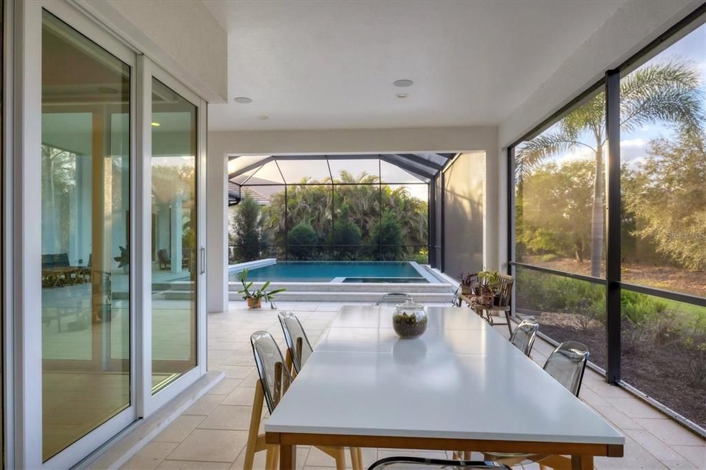 合同活跃: $2,595,000 (3 贝兹, 3 浴室, 3377 平方英尺)