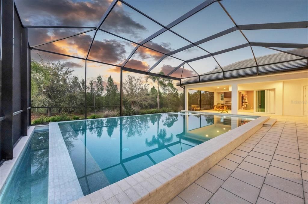 合同活跃: $2,595,000 (3 贝兹, 3 浴室, 3377 平方英尺)