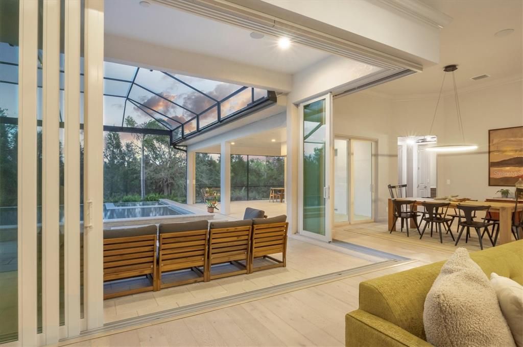 合同活跃: $2,595,000 (3 贝兹, 3 浴室, 3377 平方英尺)