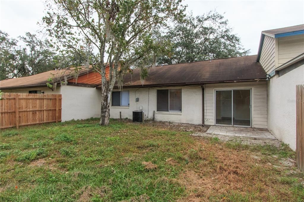 出租: $1,547 (2 贝兹, 2 浴室, 1020 平方英尺)