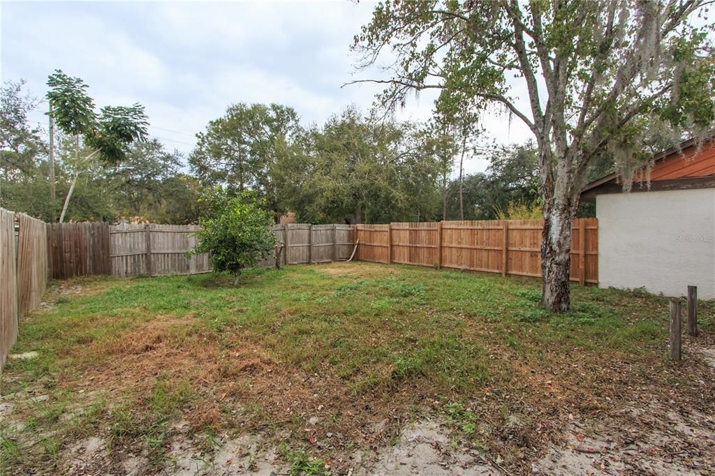 出租: $1,547 (2 贝兹, 2 浴室, 1020 平方英尺)