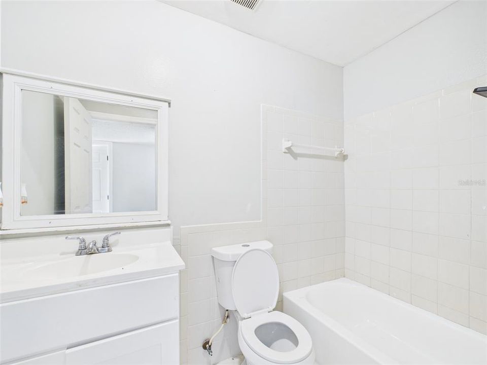 出租: $1,500 (2 贝兹, 2 浴室, 2034 平方英尺)