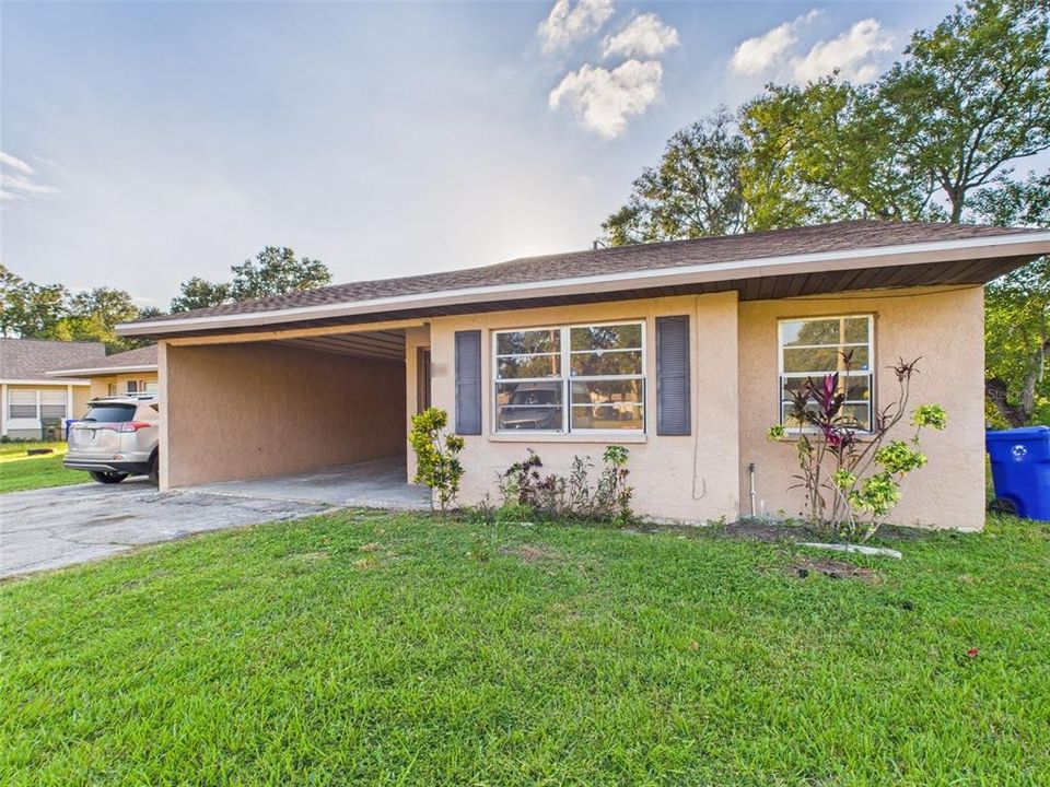 出租: $1,500 (2 贝兹, 2 浴室, 2034 平方英尺)