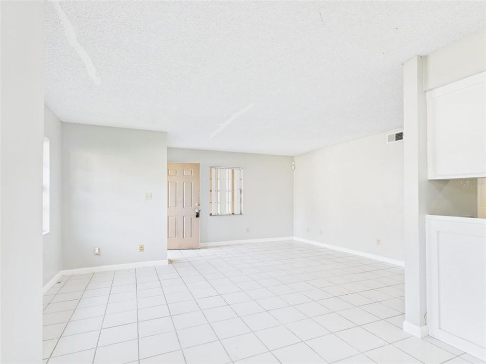 出租: $1,500 (2 贝兹, 2 浴室, 2034 平方英尺)