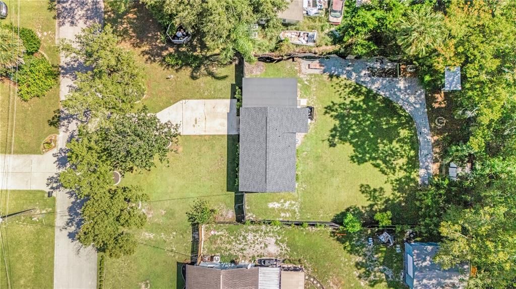 For Sale: $262,000 (2 beds, 2 baths, 1064 Square Feet)