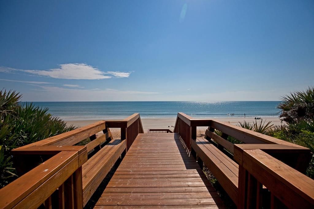 待售: $1,499,900 (2 贝兹, 2 浴室, 2150 平方英尺)