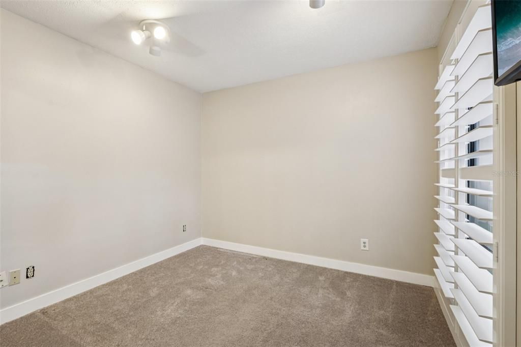 En Venta: $429,900 (3 camas, 2 baños, 1395 Pies cuadrados)