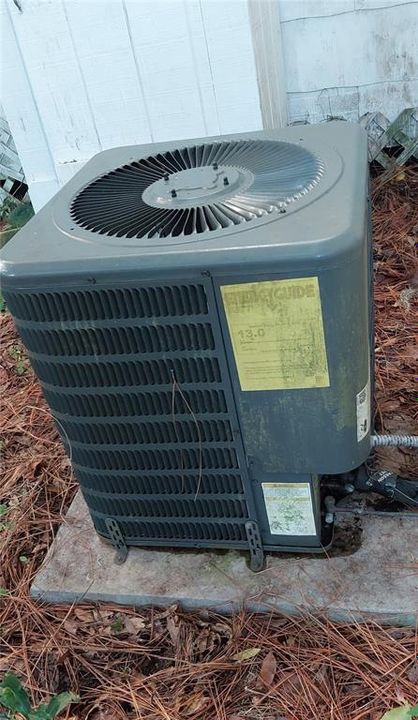 En Venta: $169,000 (2 camas, 1 baños, 882 Pies cuadrados)