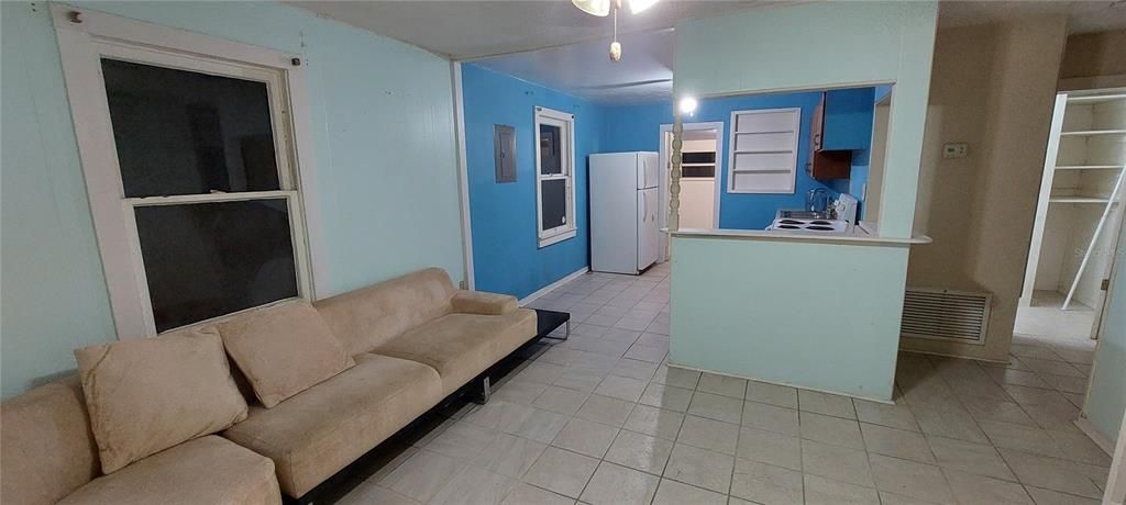 En Venta: $169,000 (2 camas, 1 baños, 882 Pies cuadrados)