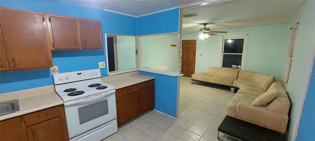 En Venta: $169,000 (2 camas, 1 baños, 882 Pies cuadrados)