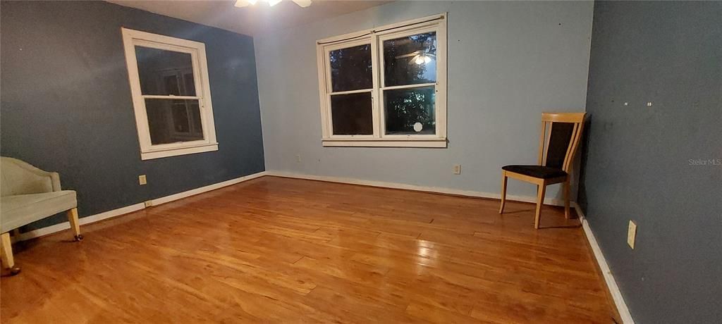 En Venta: $169,000 (2 camas, 1 baños, 882 Pies cuadrados)