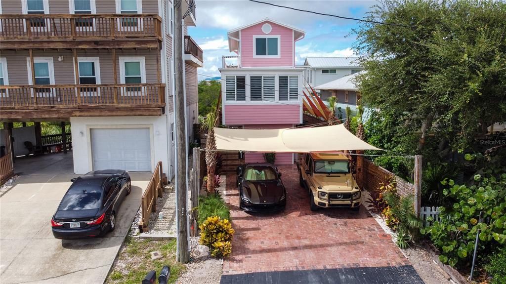 En Venta: $1,950,000 (3 camas, 3 baños, 1210 Pies cuadrados)