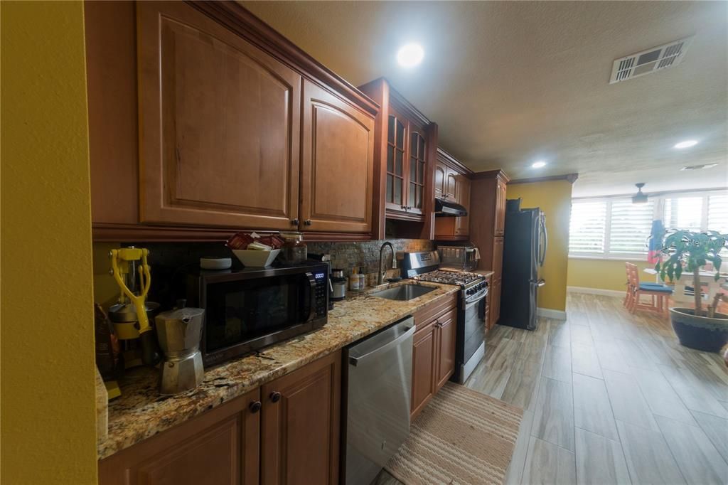 En Venta: $1,950,000 (3 camas, 3 baños, 1210 Pies cuadrados)