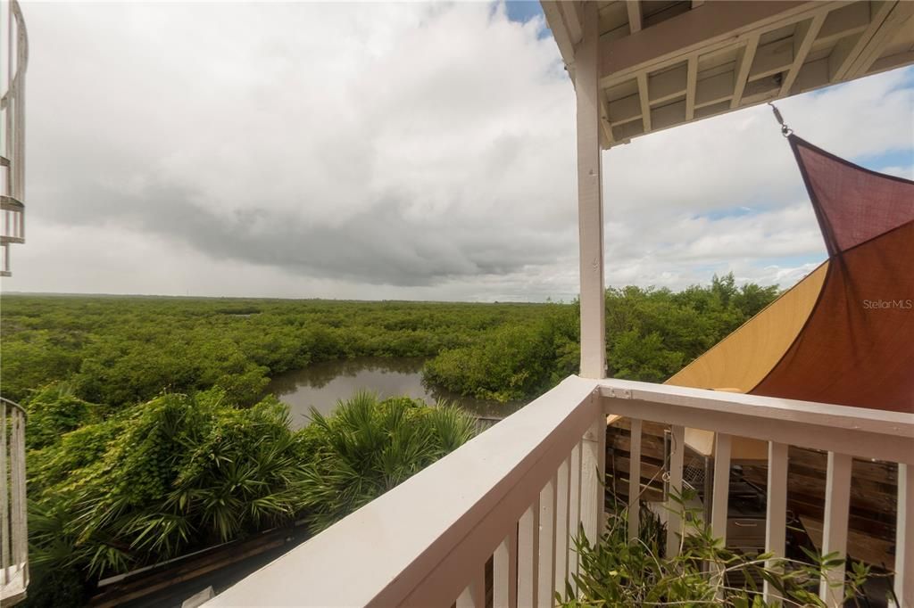 En Venta: $1,950,000 (3 camas, 3 baños, 1210 Pies cuadrados)