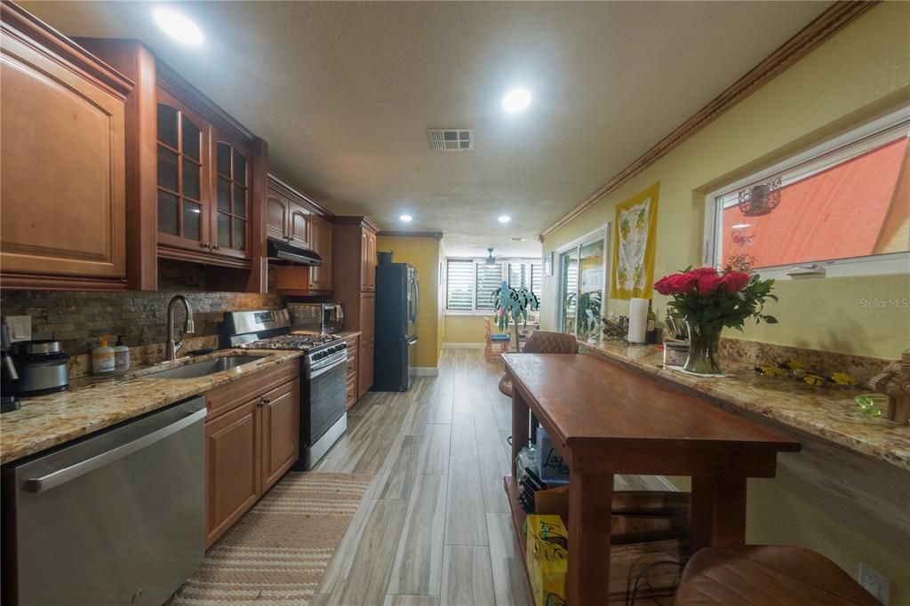 En Venta: $1,950,000 (3 camas, 3 baños, 1210 Pies cuadrados)