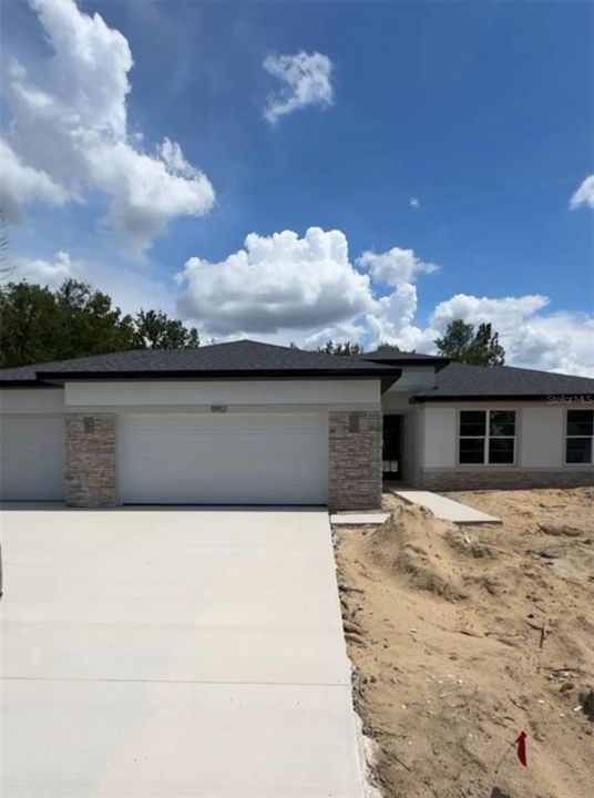 Recently Sold: $399,000 (4 beds, 2 baths, 1873 Square Feet)