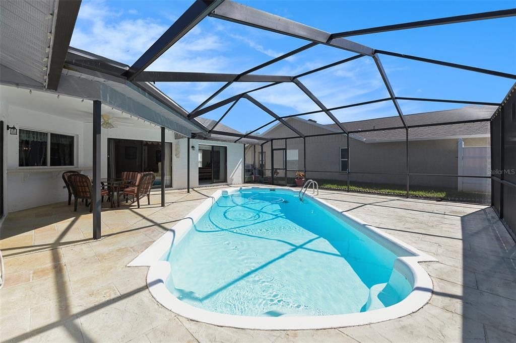 Active With Contract: $475,000 (4 beds, 3 baths, 1916 Square Feet)