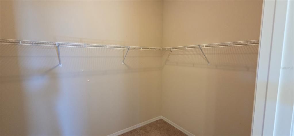 Active With Contract: $247,500 (3 beds, 2 baths, 1662 Square Feet)