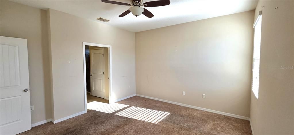 Active With Contract: $247,500 (3 beds, 2 baths, 1662 Square Feet)