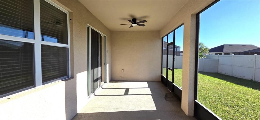 Active With Contract: $247,500 (3 beds, 2 baths, 1662 Square Feet)