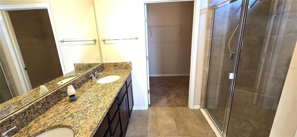 Active With Contract: $247,500 (3 beds, 2 baths, 1662 Square Feet)