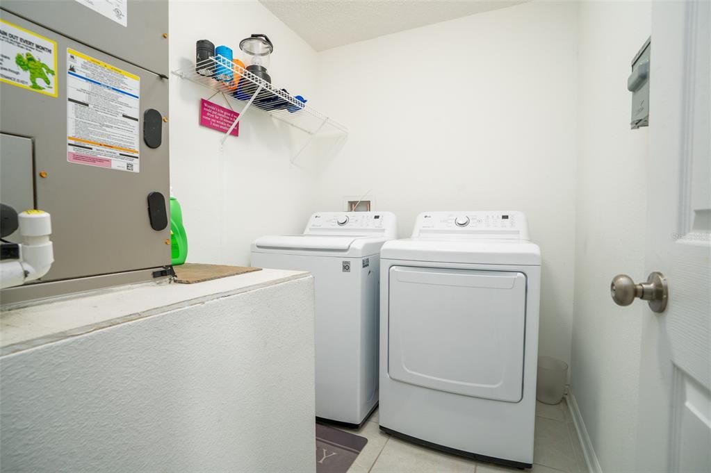 For Sale: $474,000 (4 beds, 2 baths, 2760 Square Feet)