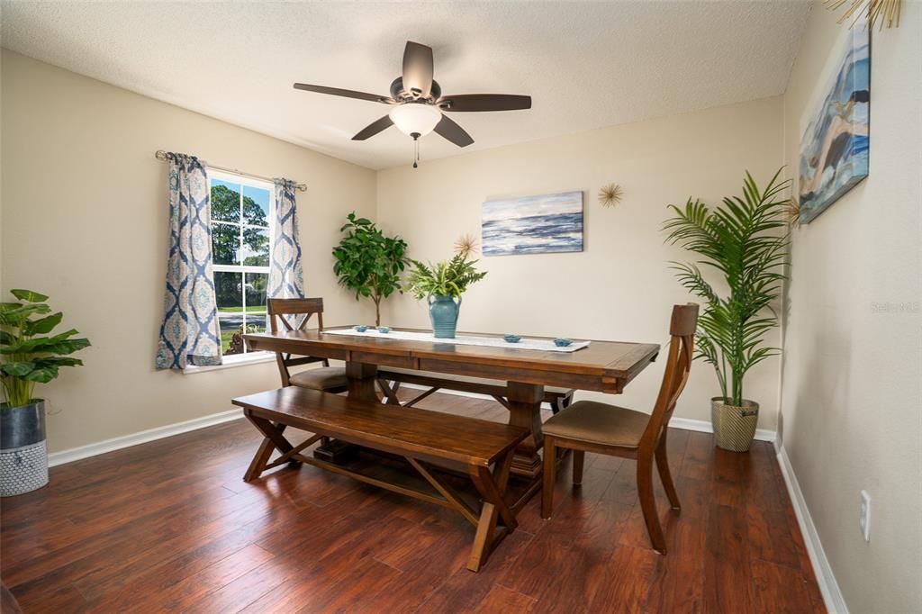 For Sale: $474,000 (4 beds, 2 baths, 2760 Square Feet)