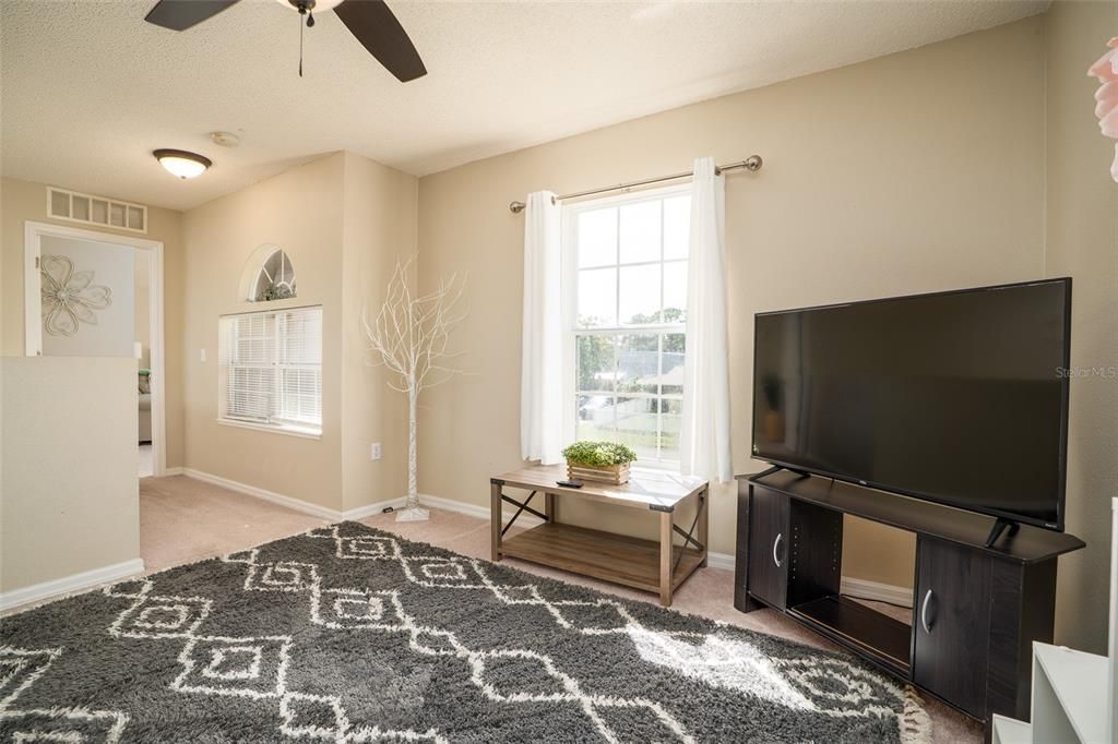 For Sale: $474,000 (4 beds, 2 baths, 2760 Square Feet)